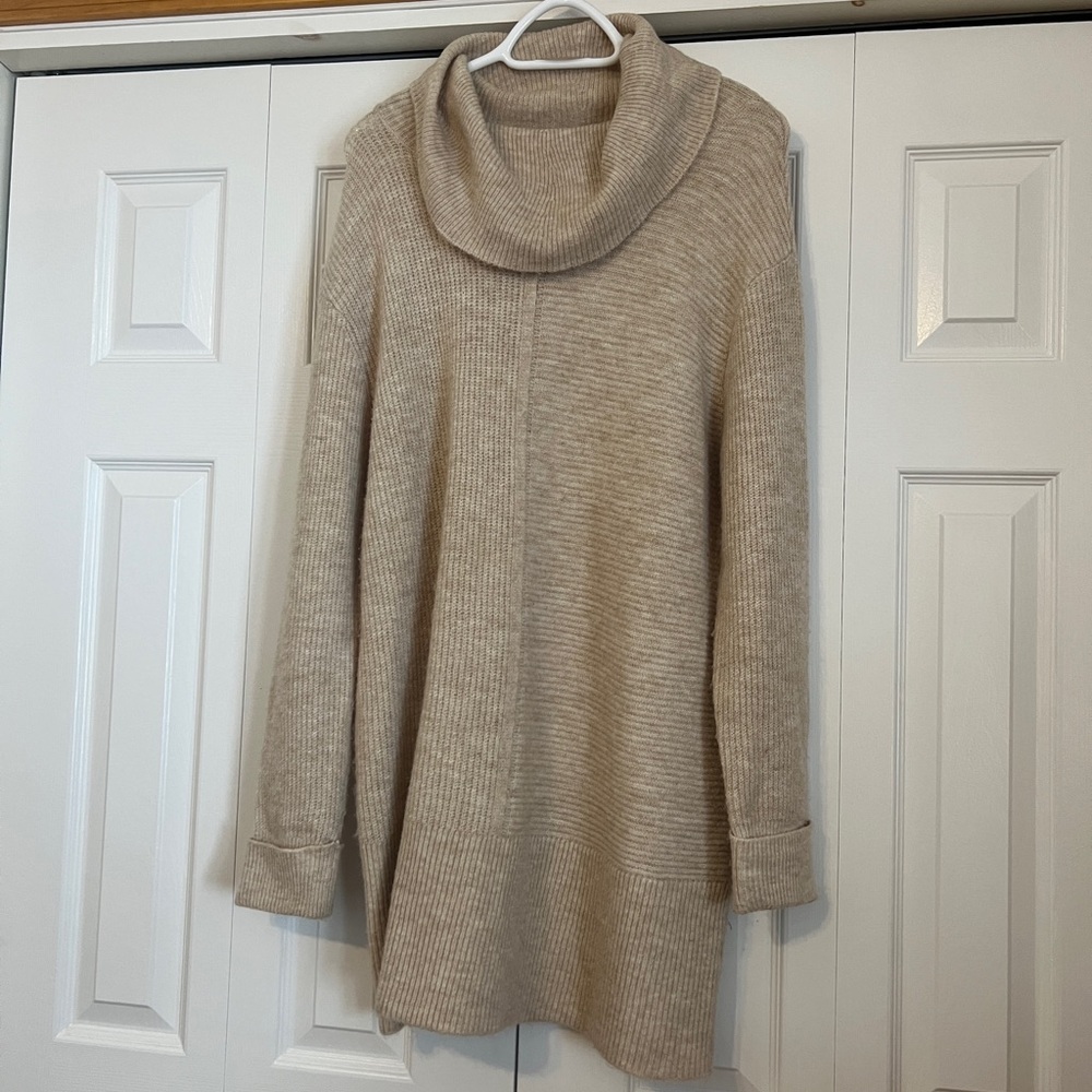 Cream Dynamite Tunic